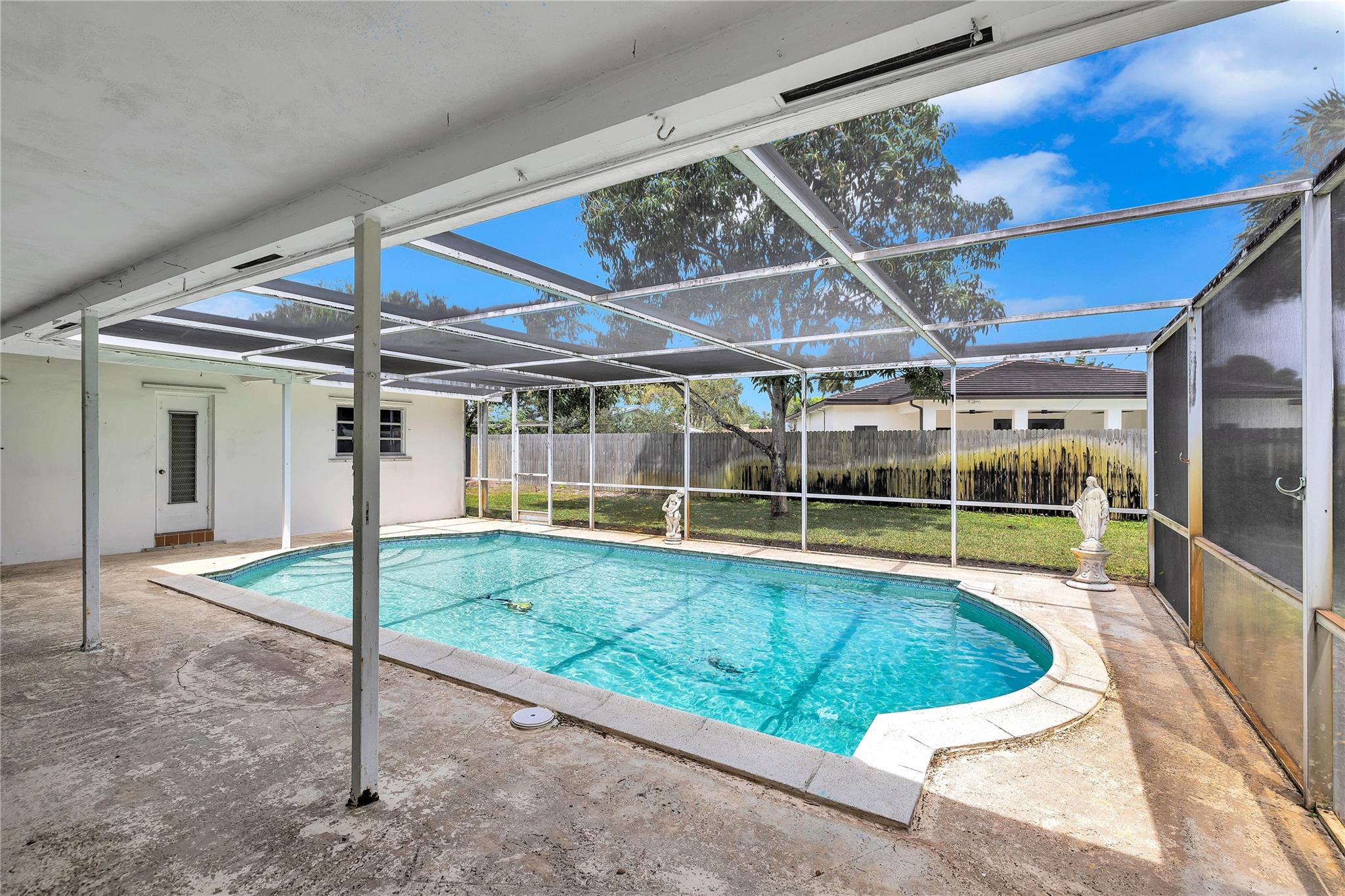 COCONUT CREEK 10TH SEC - Residential