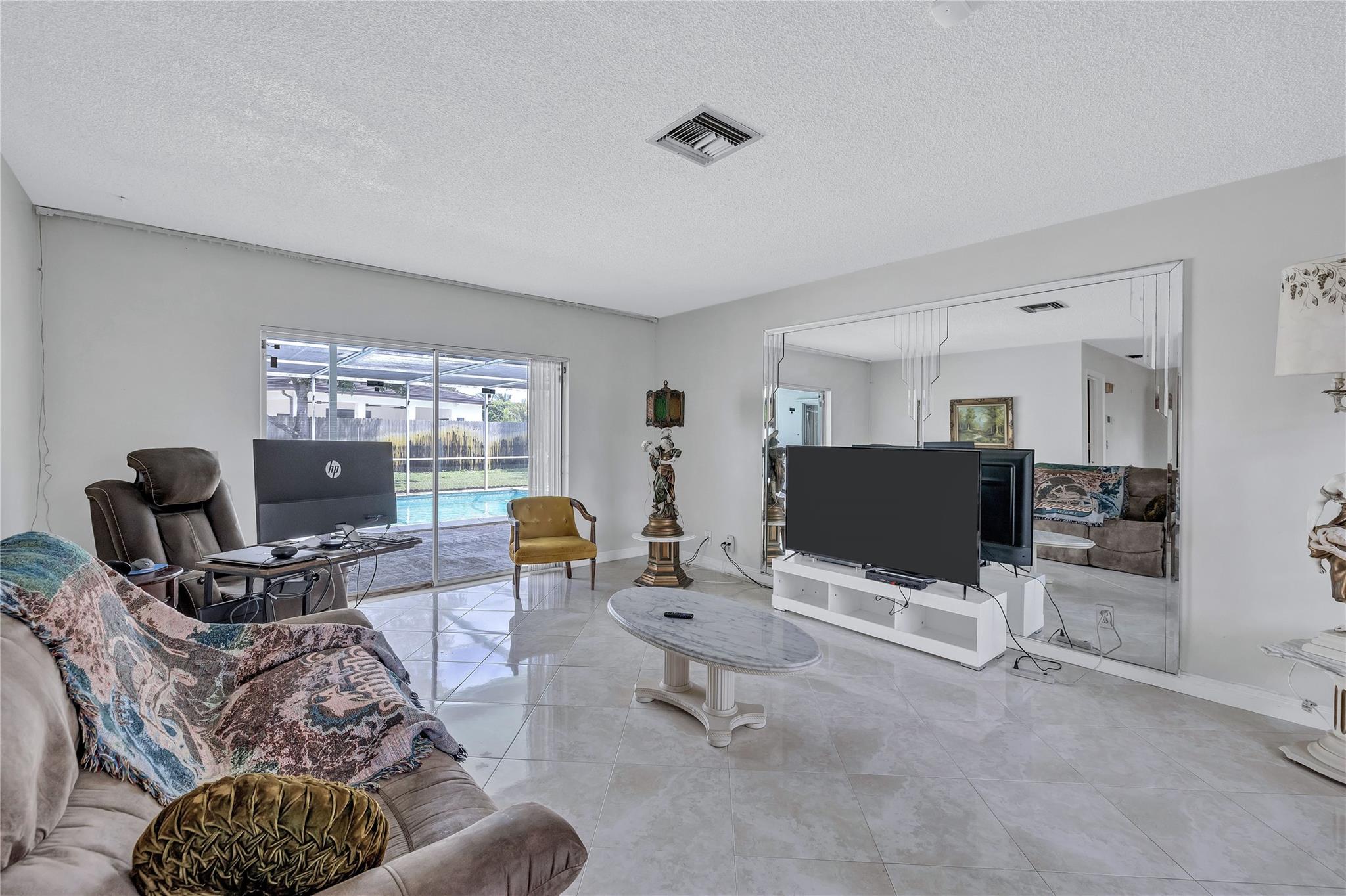 COCONUT CREEK 10TH SEC - Residential