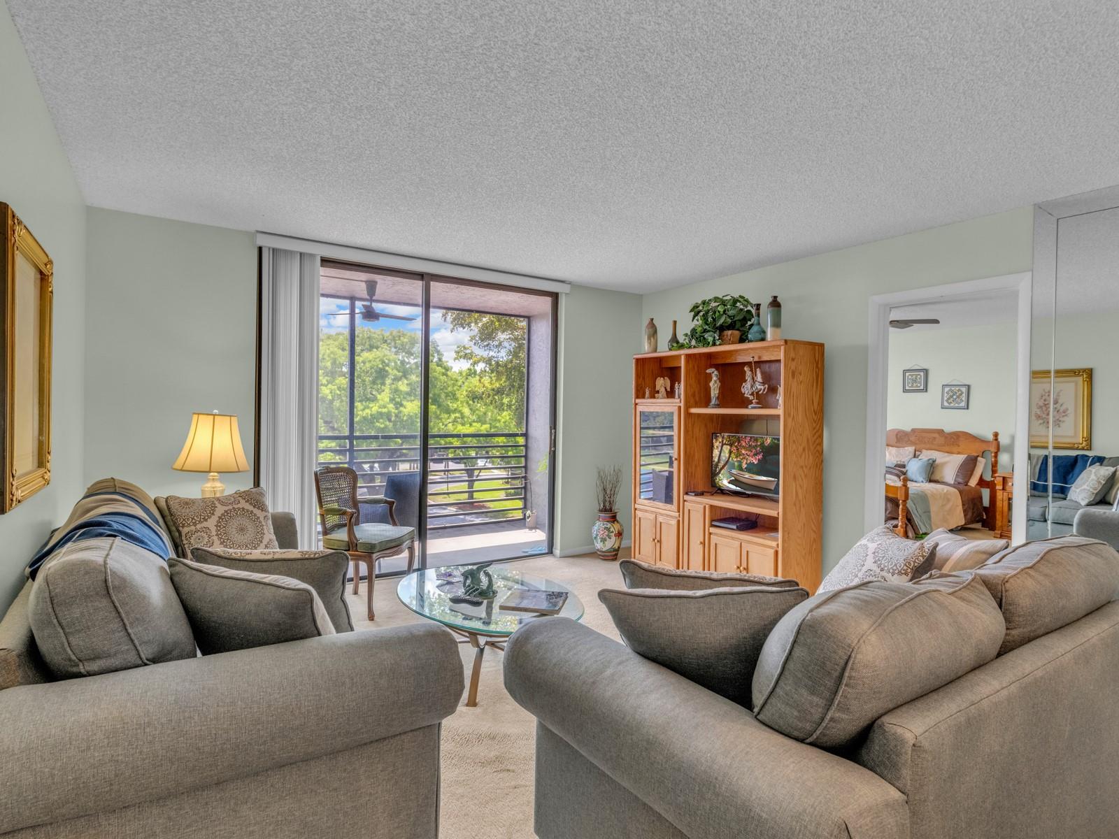 Colony Point - Residential