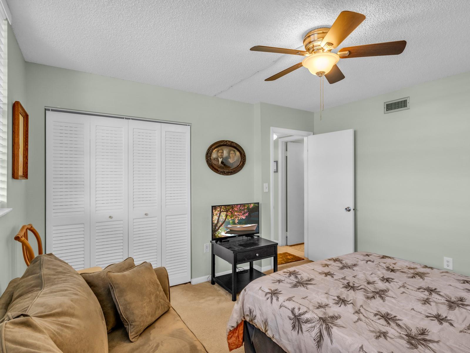 Colony Point - Residential