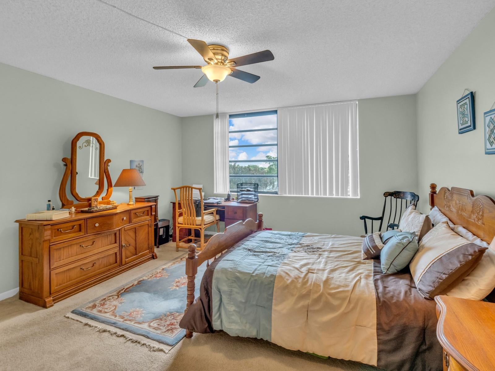 Colony Point - Residential