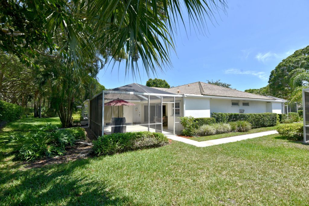 Photo of 2901 Pin Oak Court, Palm Beach Gardens, FL 33410 (MLS # R10795828)