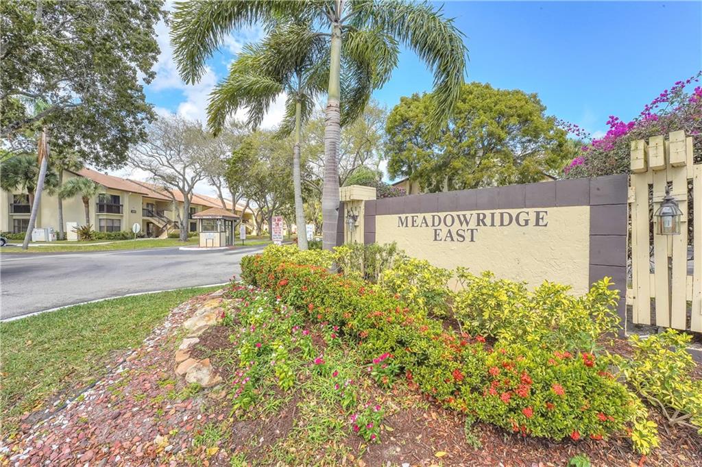 Meadowridge East Condo - Residential