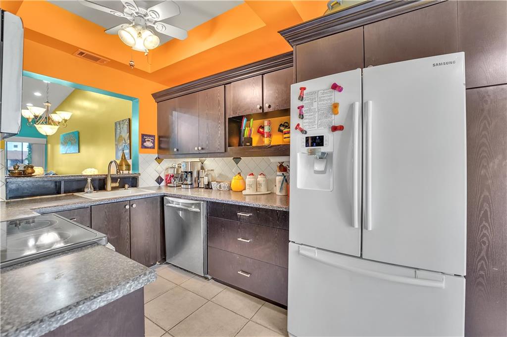 Meadowridge East Condo - Residential