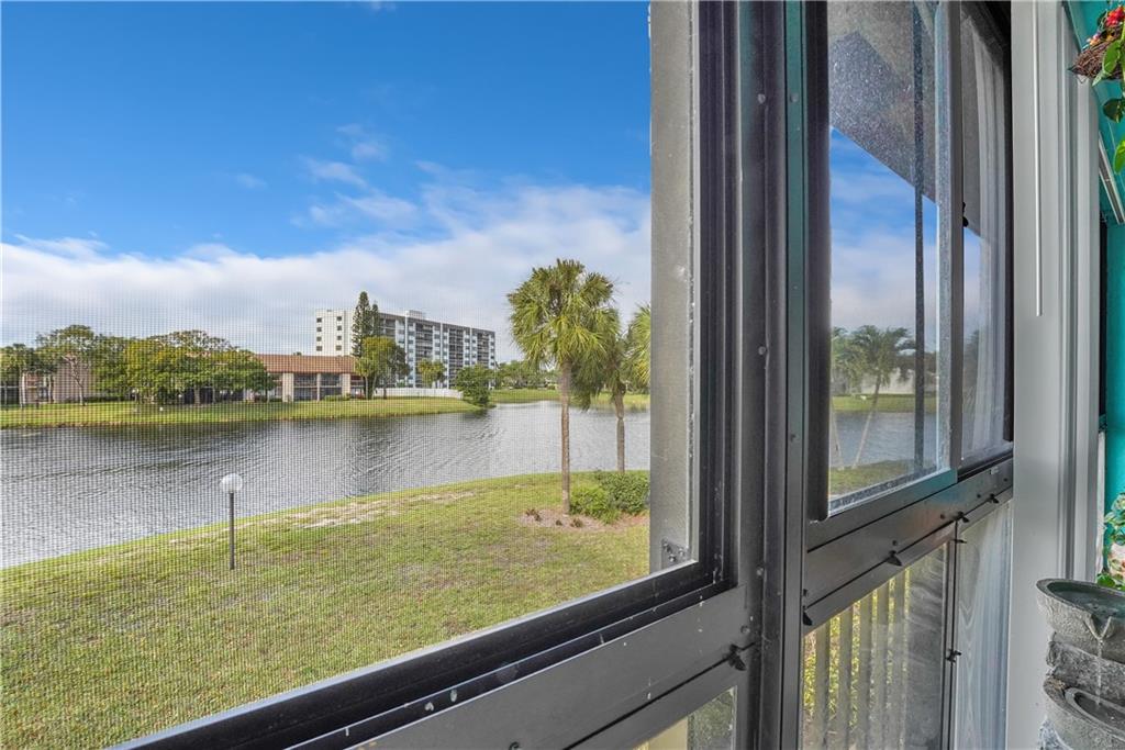 Meadowridge East Condo - Residential