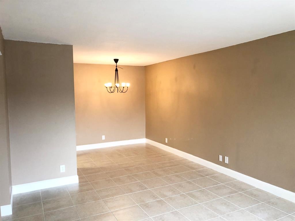 VIKING ARMS CONDO - Residential