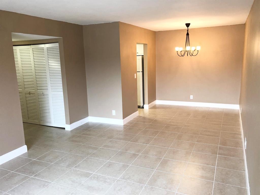 VIKING ARMS CONDO - Residential