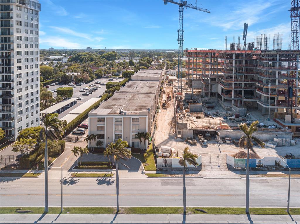 VIKING ARMS CONDO - Residential