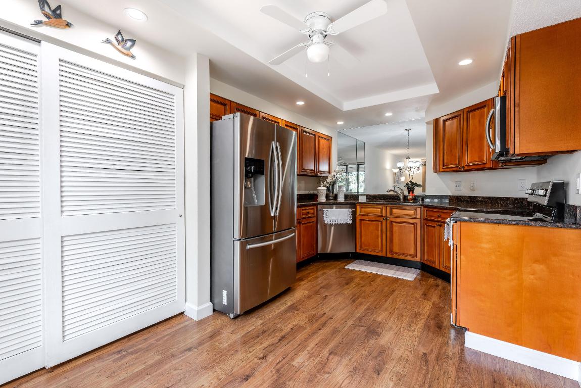 GLENEAGLES CONDO VI - Residential