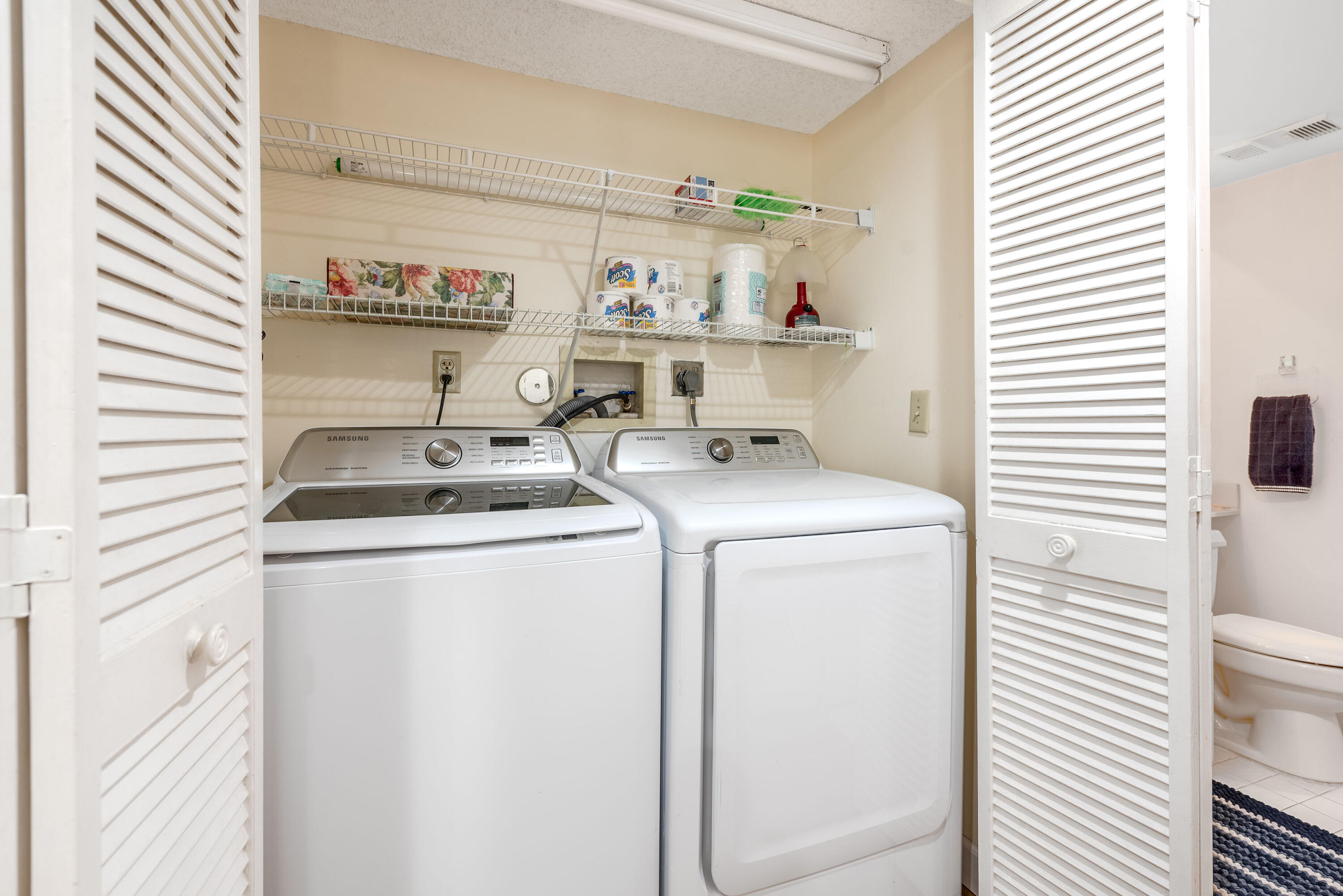 GLENEAGLES CONDO VI - Residential