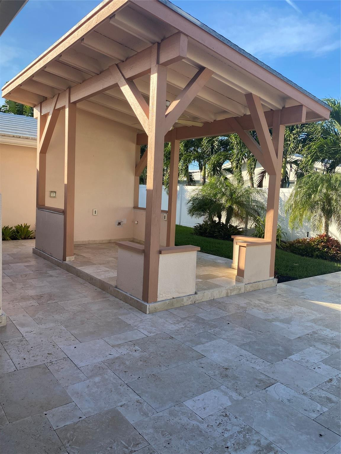 Imperial Point - Residential Lease