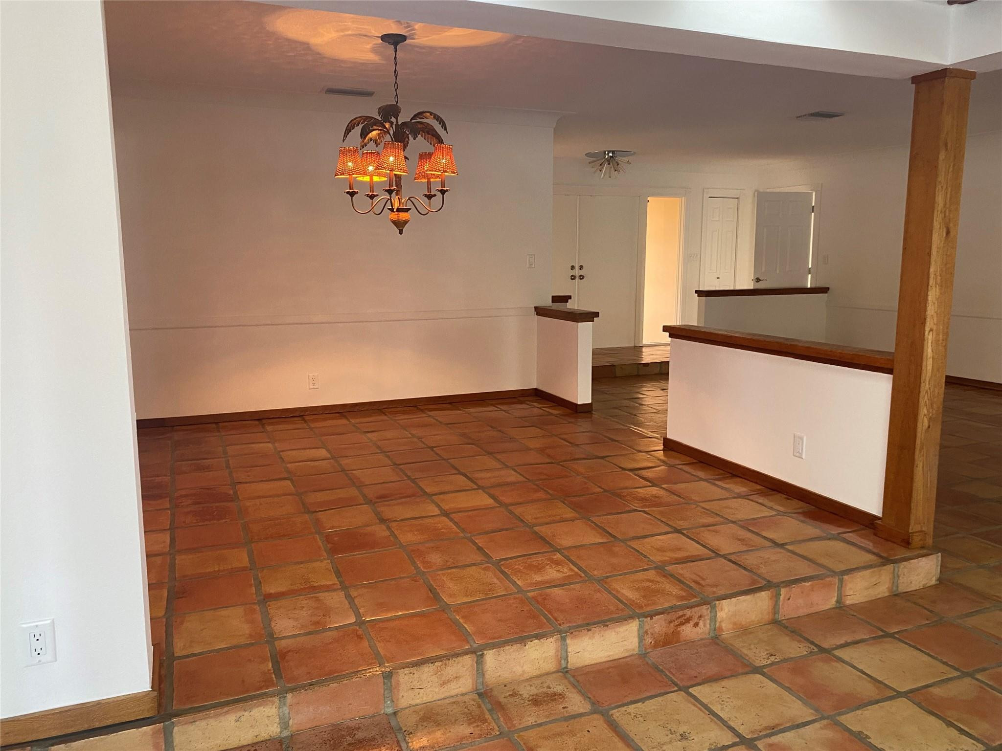 Imperial Point - Residential Lease