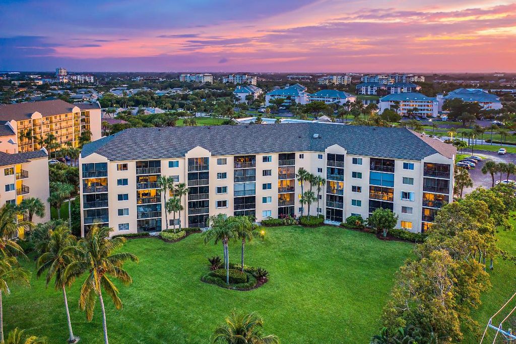 Photo of 275 Palm Avenue #C402, Jupiter, FL 33477 (MLS # R10973336)