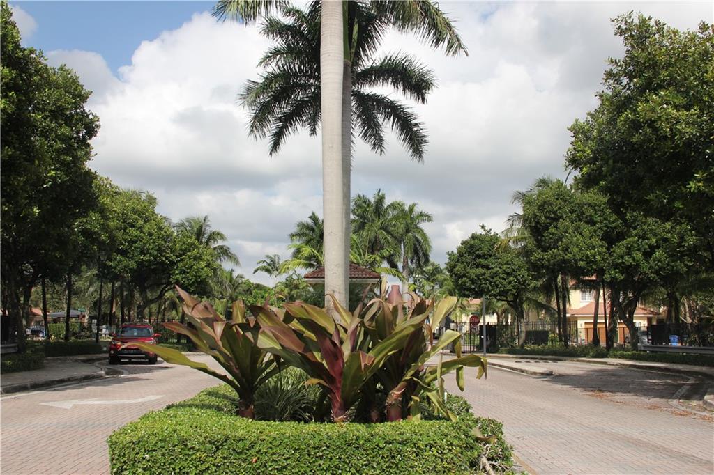 The Isles at Oakland Park - Residential