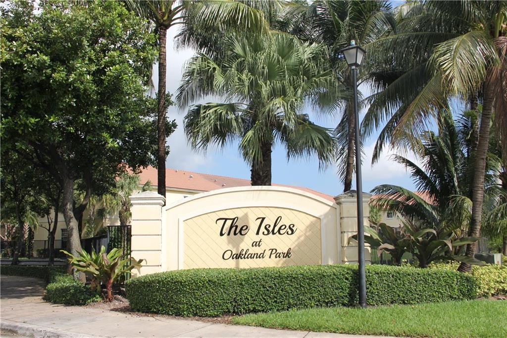 The Isles at Oakland Park - Residential
