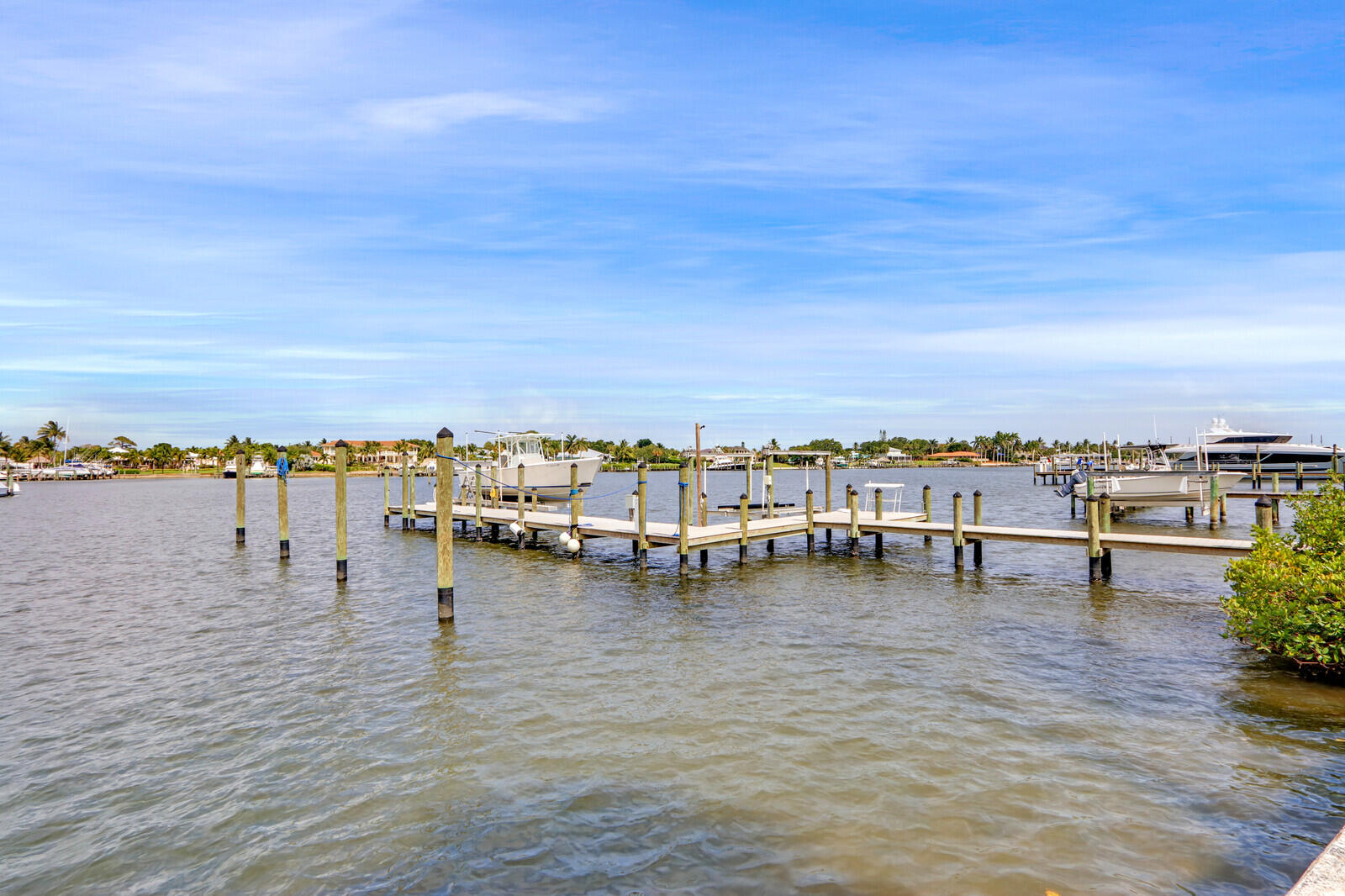 Mariner Cay - Residential