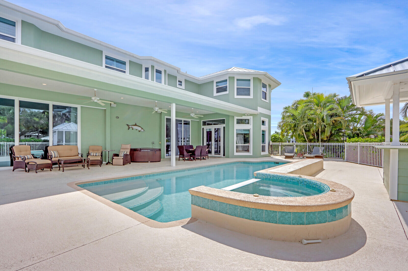 Mariner Cay - Residential