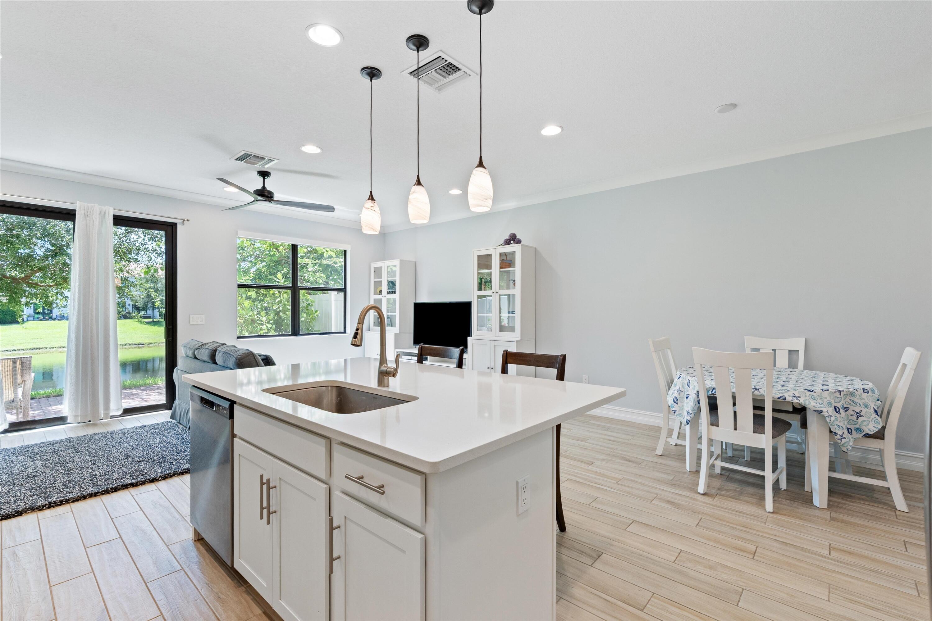 10076 BRICKHILL Drive
