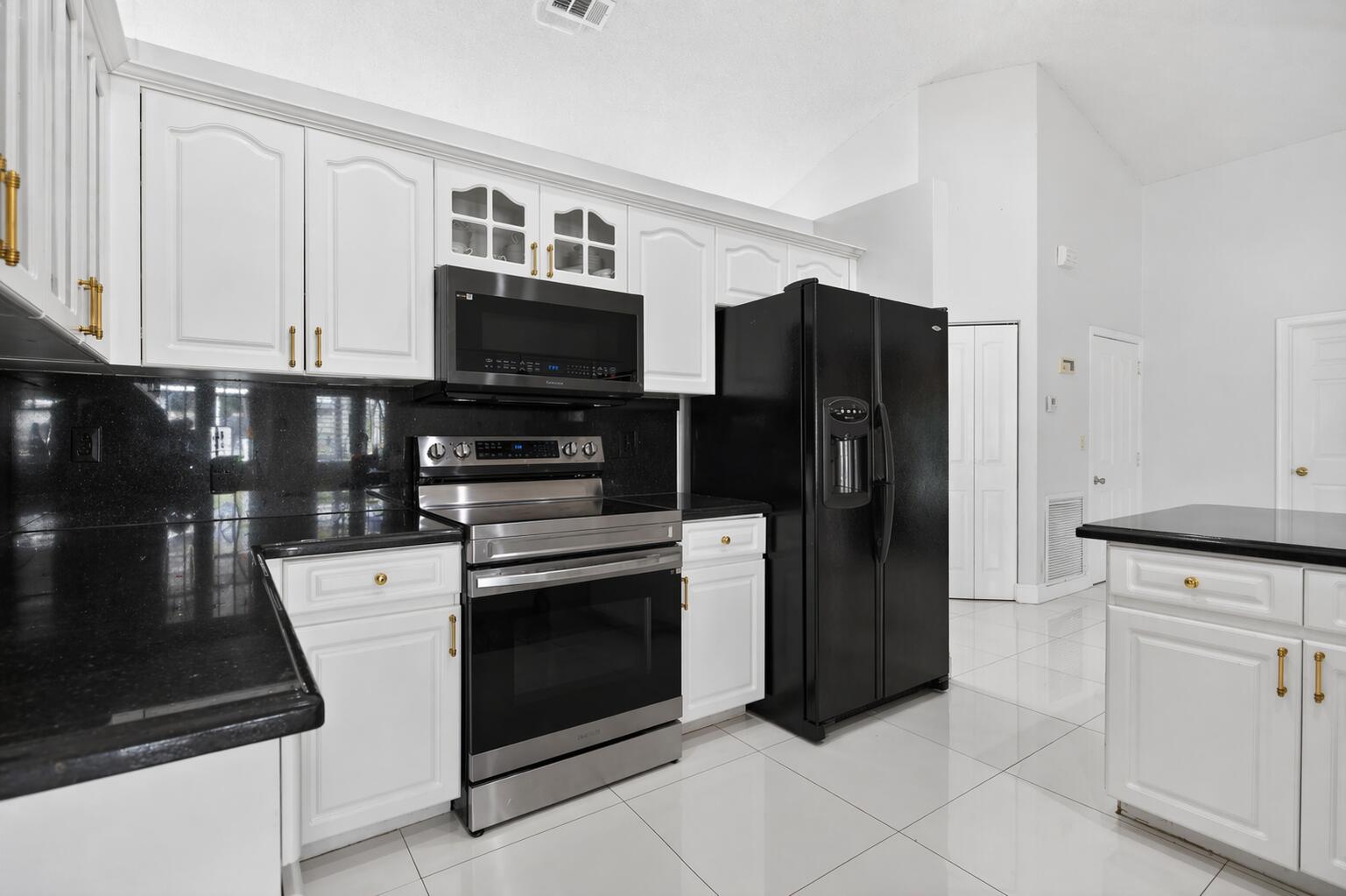 WINSTON PARK SECTION TWO-A - Residential