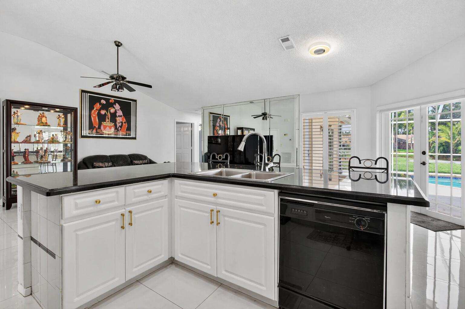 WINSTON PARK SECTION TWO-A - Residential