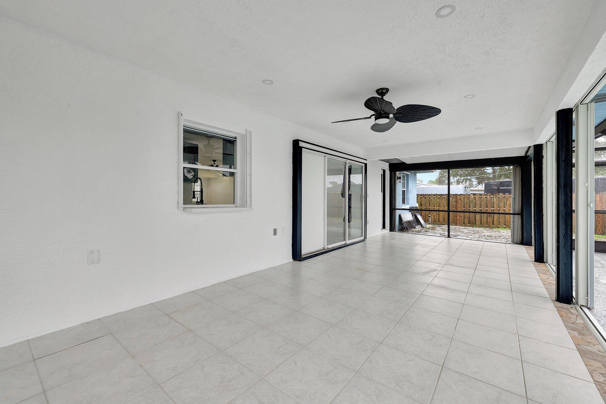 PORT ST LUCIE SECTION 1 - Residential