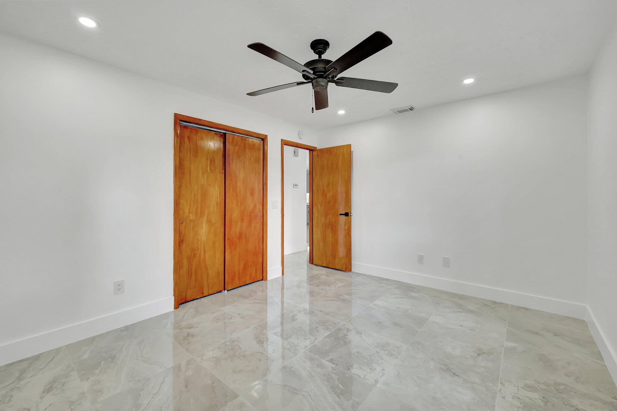 PORT ST LUCIE SECTION 1 - Residential