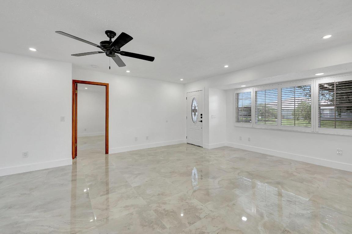 PORT ST LUCIE SECTION 1 - Residential