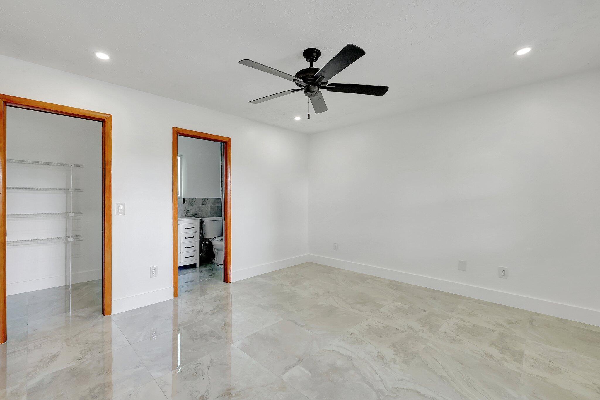 PORT ST LUCIE SECTION 1 - Residential