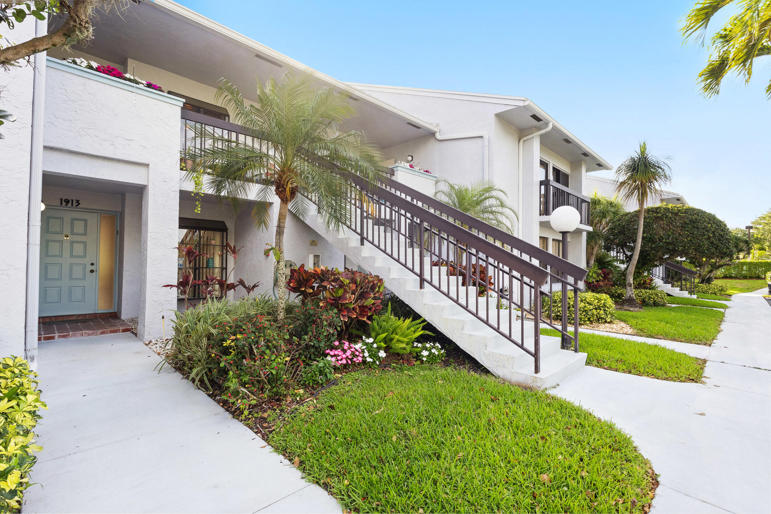 BOCA DELRAY I-III CONDO S FILED IN OR3857P483,4 - Residential