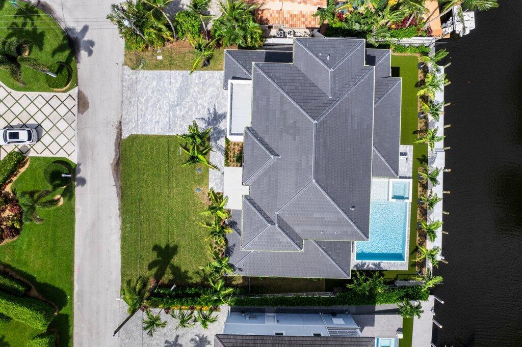 PIRATES COVE - Residential