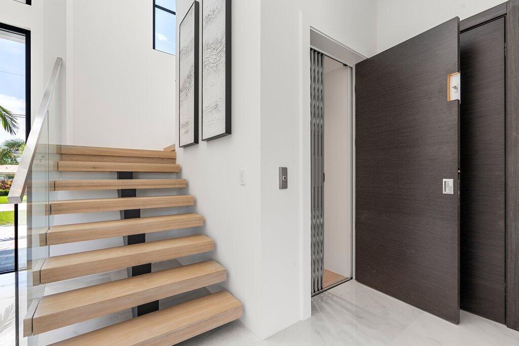 PIRATES COVE - Residential