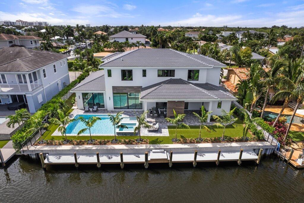 PIRATES COVE - Residential