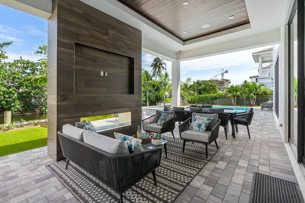 PIRATES COVE - Residential