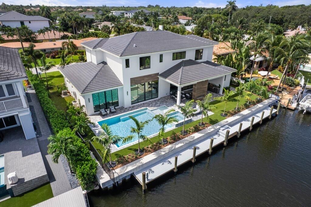 Photo of 23 Teach Road, Palm Beach Gardens, FL 33410 (MLS # R10940352)