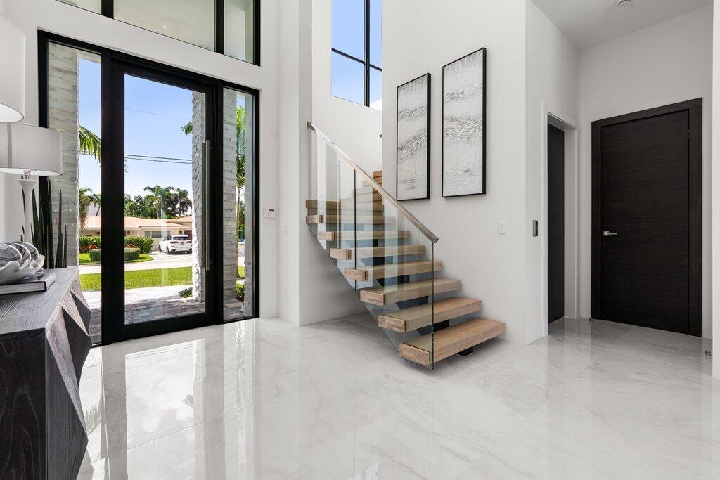 PIRATES COVE - Residential