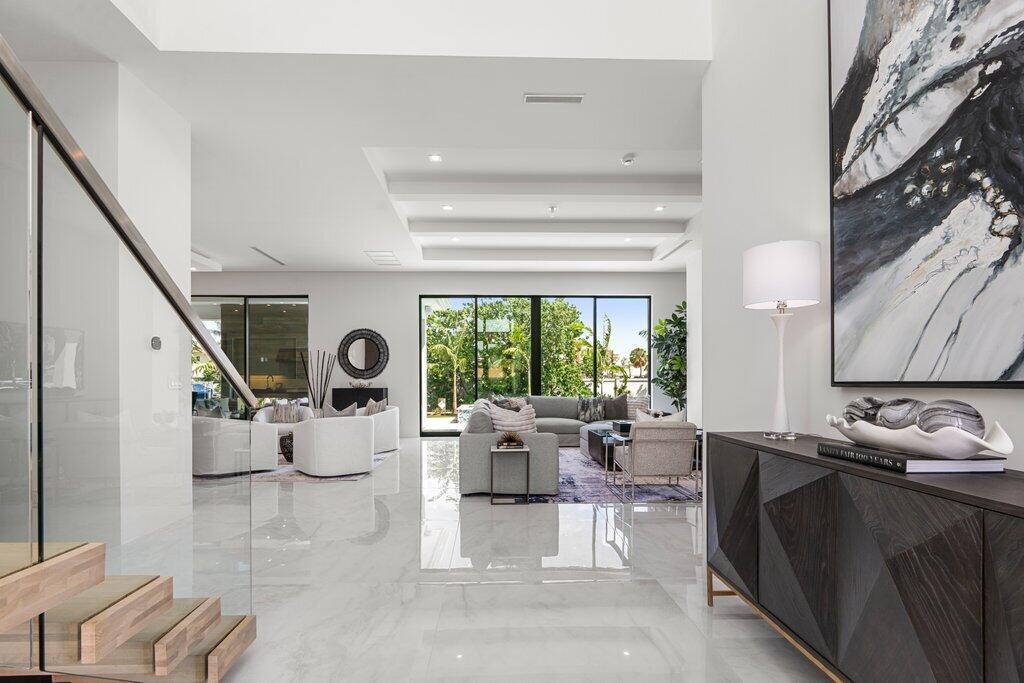 PIRATES COVE - Residential