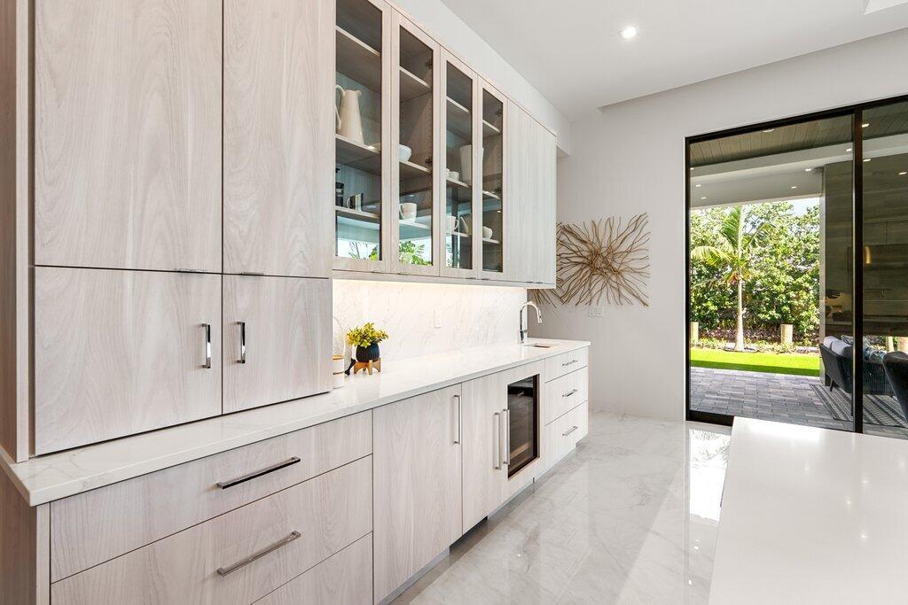 PIRATES COVE - Residential