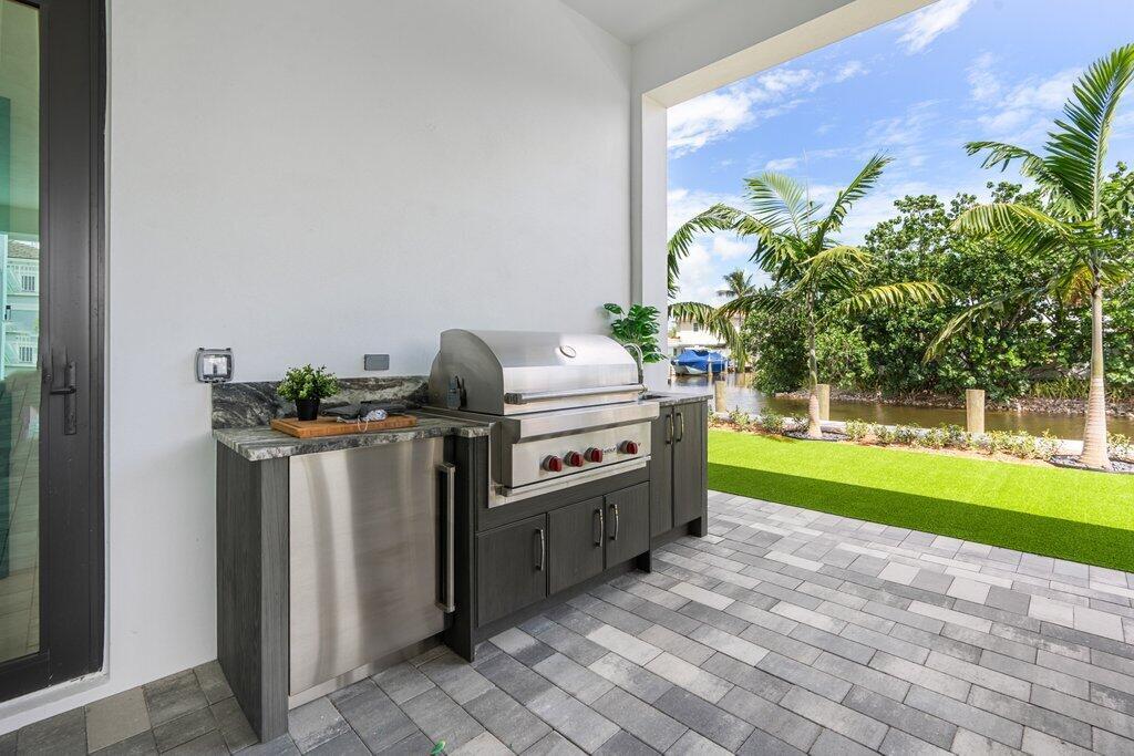 PIRATES COVE - Residential