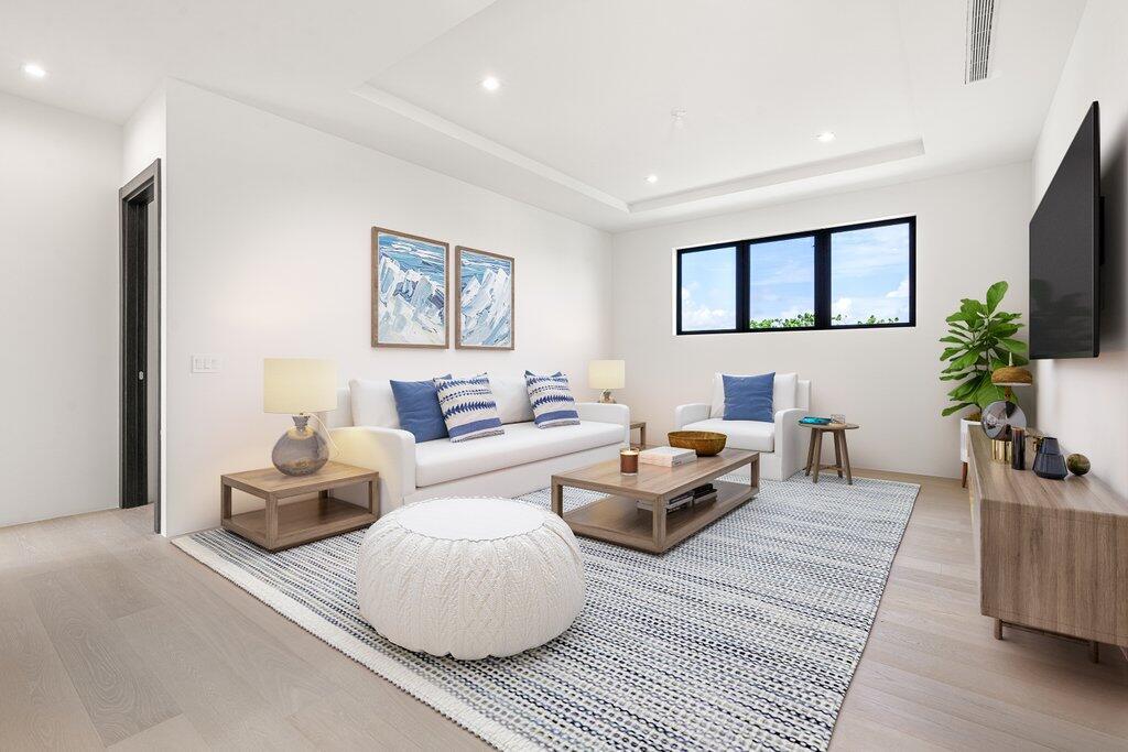 PIRATES COVE - Residential