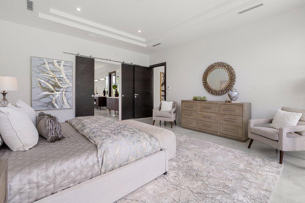 PIRATES COVE - Residential