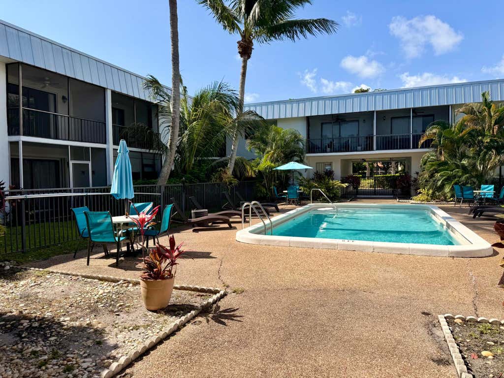 Photo of 875 NW 13th Street #405, Boca Raton, FL 33486 (MLS # B26063722)