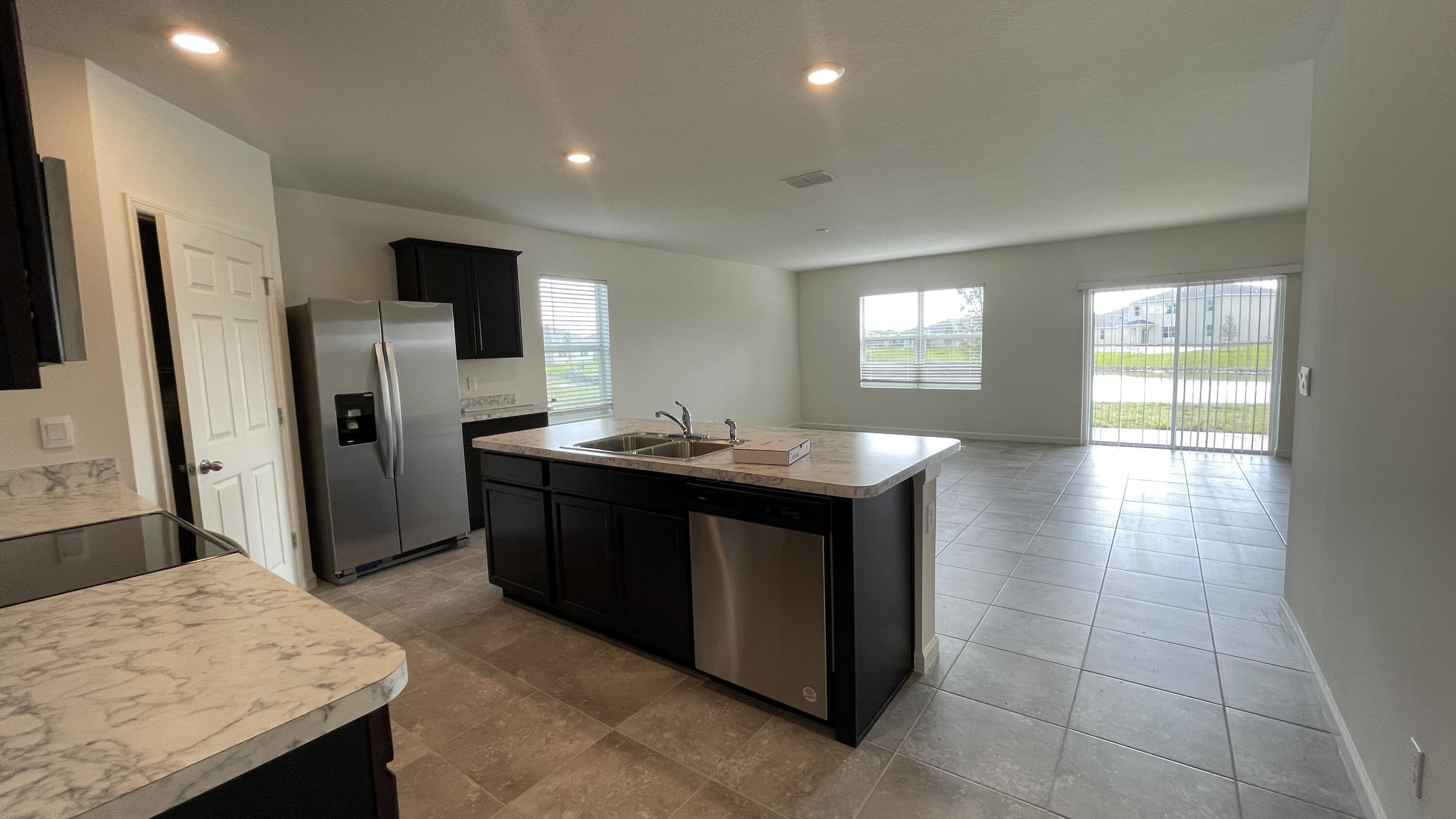 CREEKSIDE PLAT NO. 4 - Residential Lease