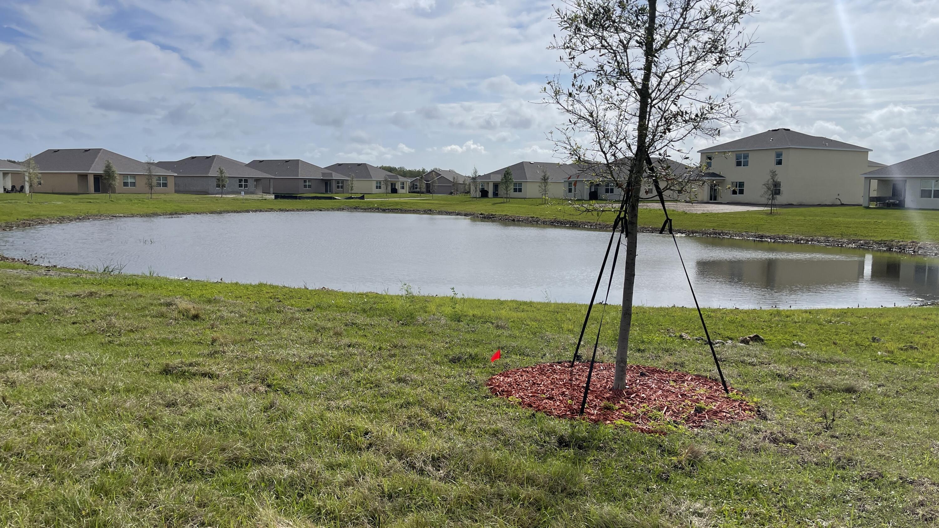 CREEKSIDE PLAT NO. 4 - Residential Lease