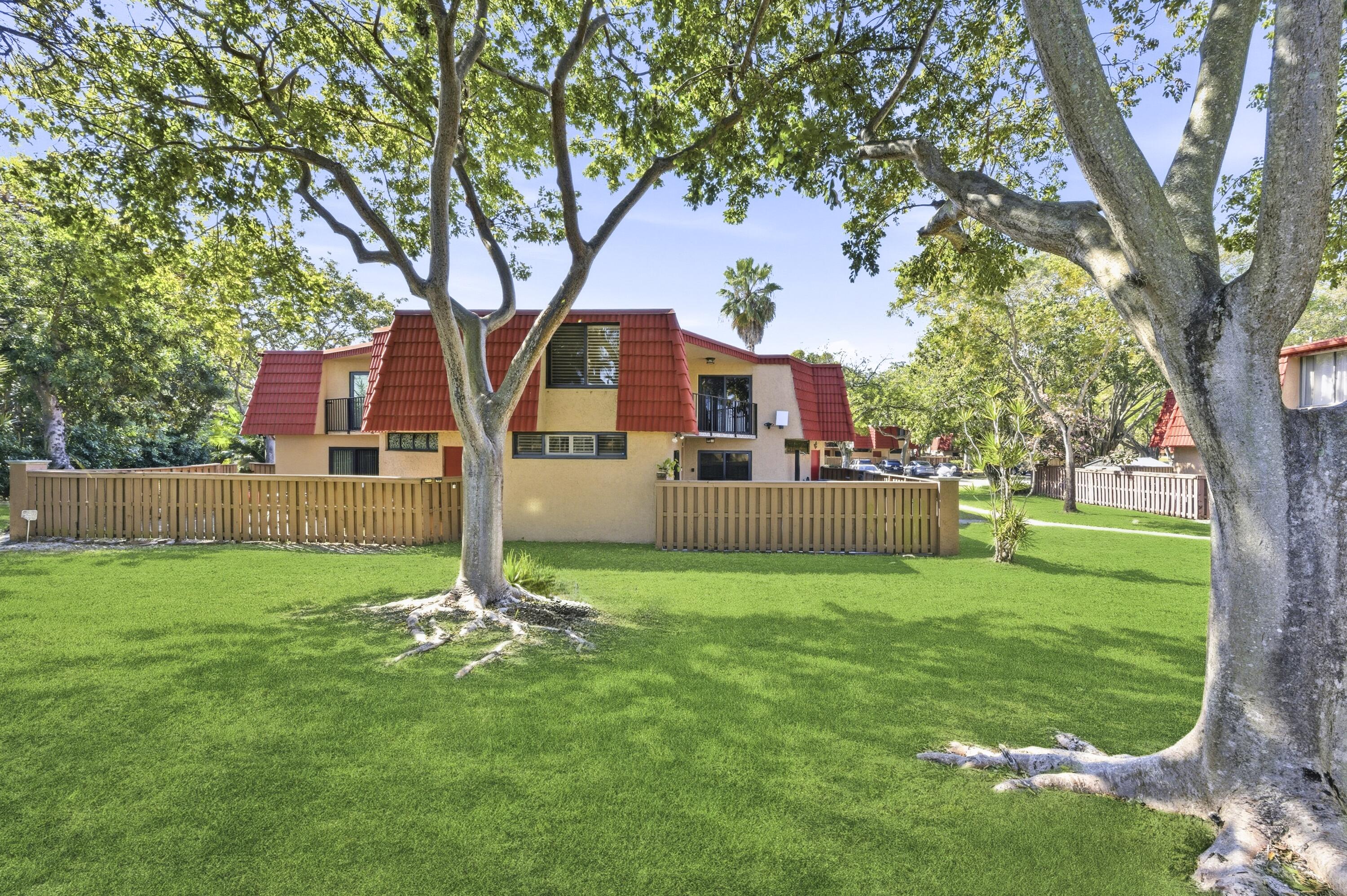 BOCA RIO NORTH - Residential Lease