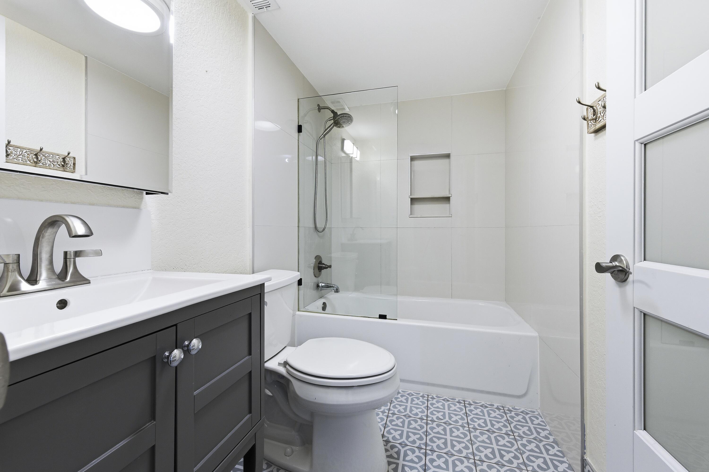 BOCA RIO NORTH - Residential Lease