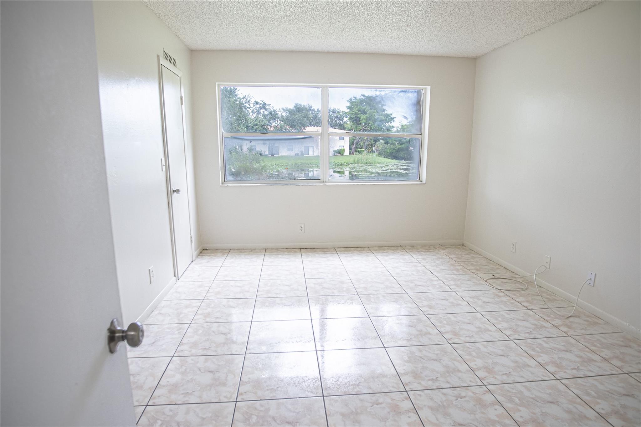 Glenwood Sub 69-33 B - Residential Lease