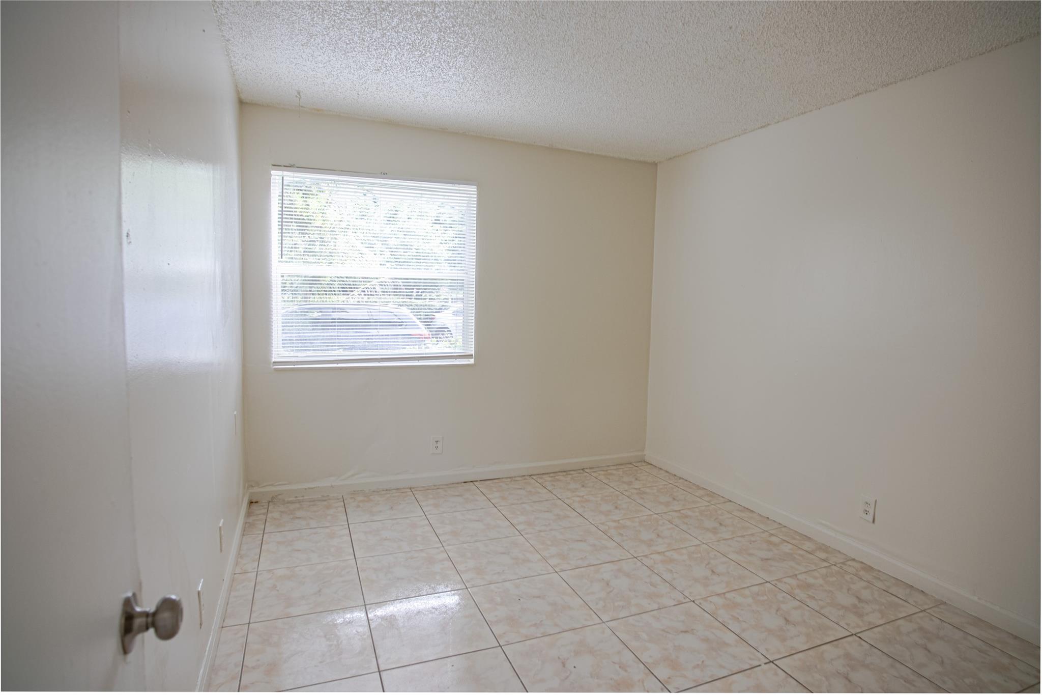 Glenwood Sub 69-33 B - Residential Lease