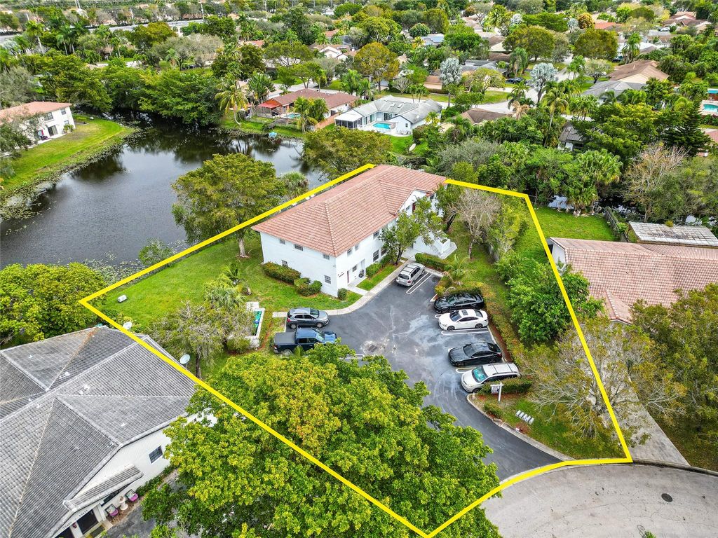 Photo of 4295 NW 114th Terrace #4295, Coral Springs, FL 33065 (MLS # F10523306)