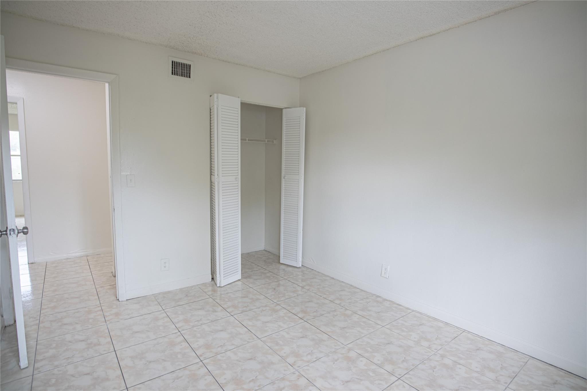 Glenwood Sub 69-33 B - Residential Lease
