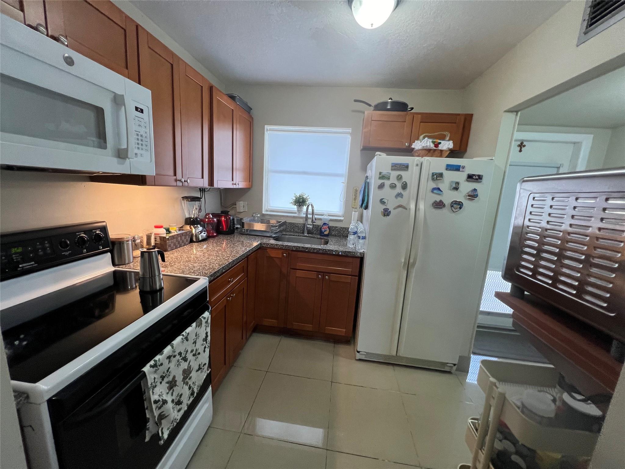 Sunrise Lakes 37 Condo - Residential Lease
